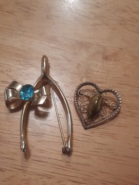 Gold-Tone Bow Brooch with Blue Stone & Filigree Heart Pin - Gold